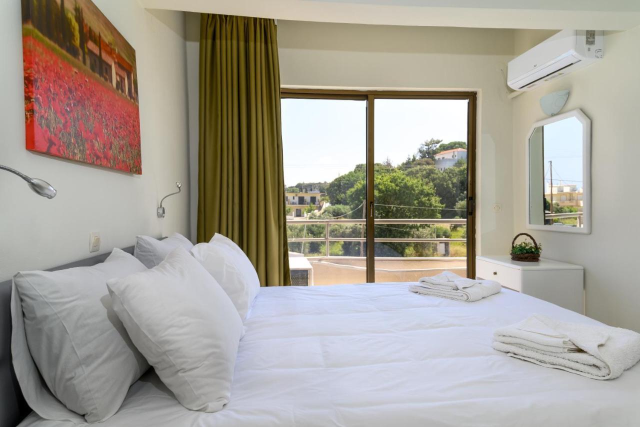 Ivory Hotel Theológos Eksteriør billede