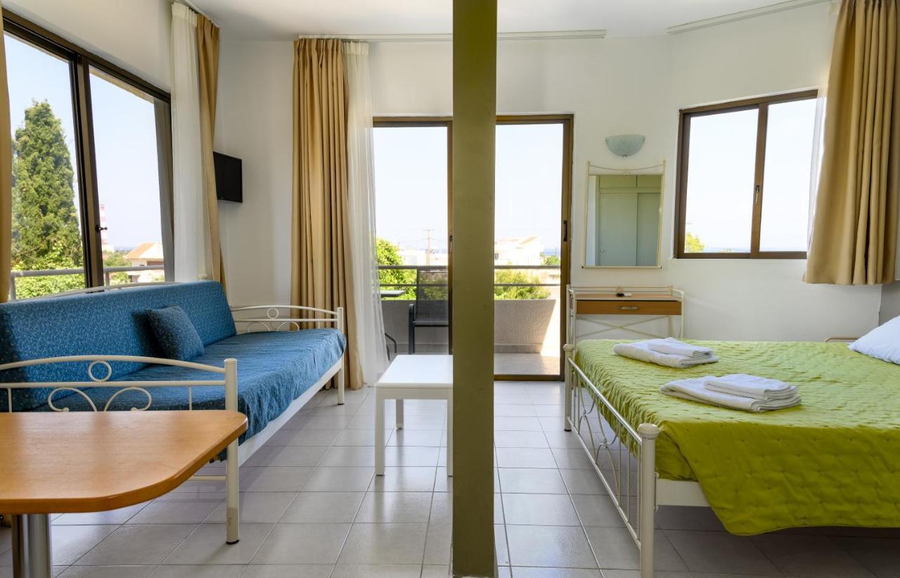 Ivory Hotel Theológos Eksteriør billede