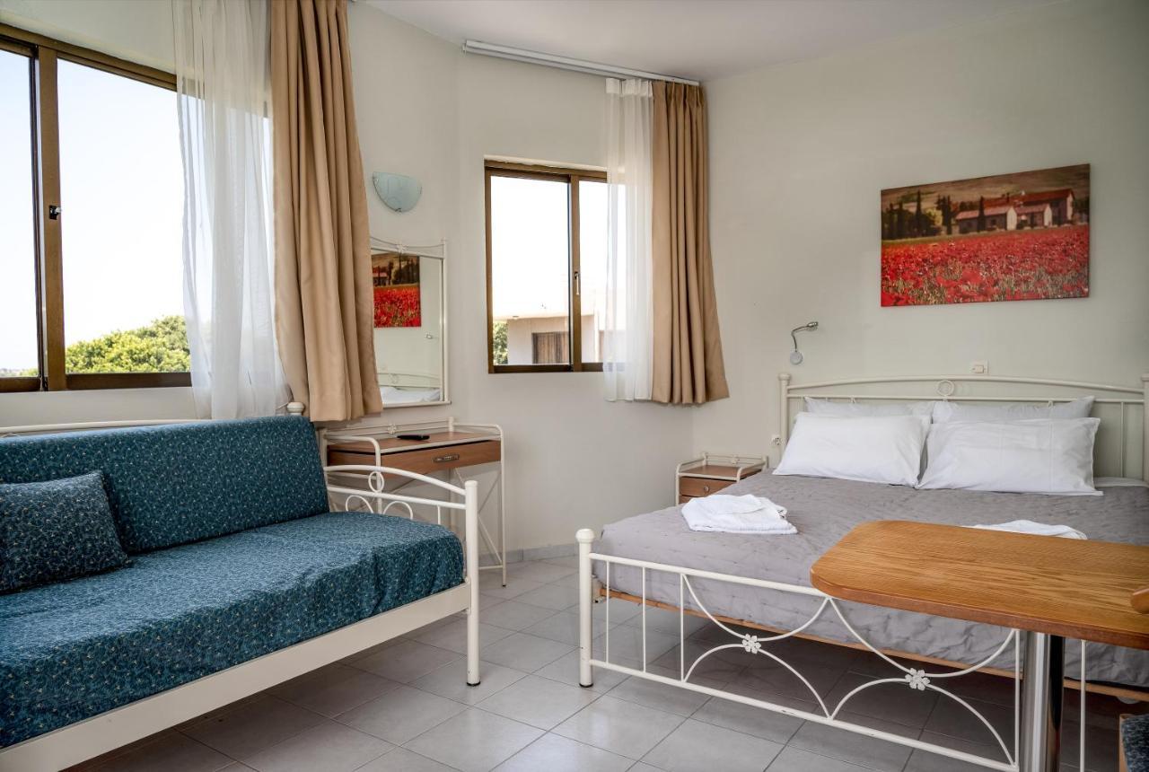 Ivory Hotel Theológos Eksteriør billede