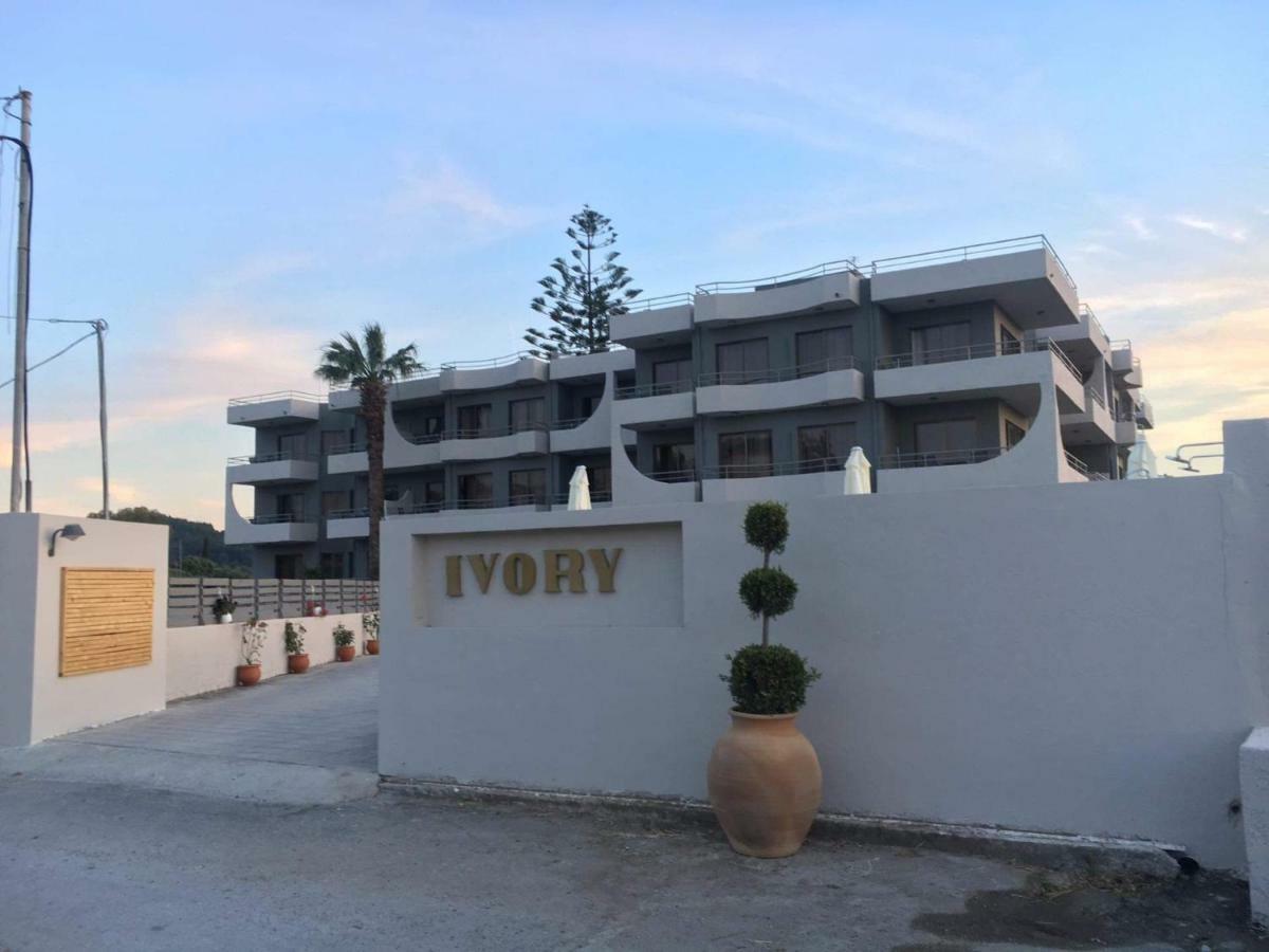 Ivory Hotel Theológos Eksteriør billede